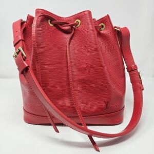 Louis Vuitton Noé Bucket Bag | Red Epi Leather | Vintage | Excellent Condition